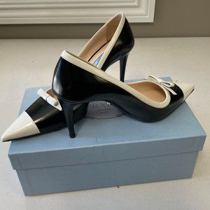 Prada Calzature Donna Nero/Talco Leather Pump Heels 3.5 inches EUR40/10US $850